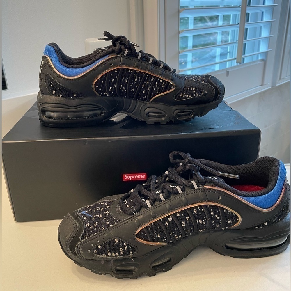 Supreme x Nike Airmax Tailwind IV Men's Size 8